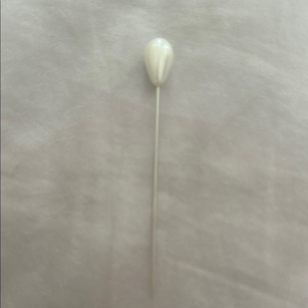 Elegant Pearl Hat Pin